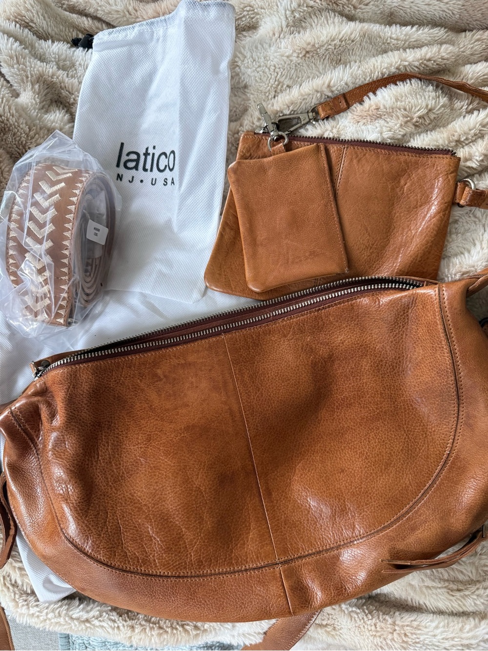 Latico Callie Cognac Tan Leather Hobo Bag - Versatile Everyday Shoulder Bag - Picture 13 of 14